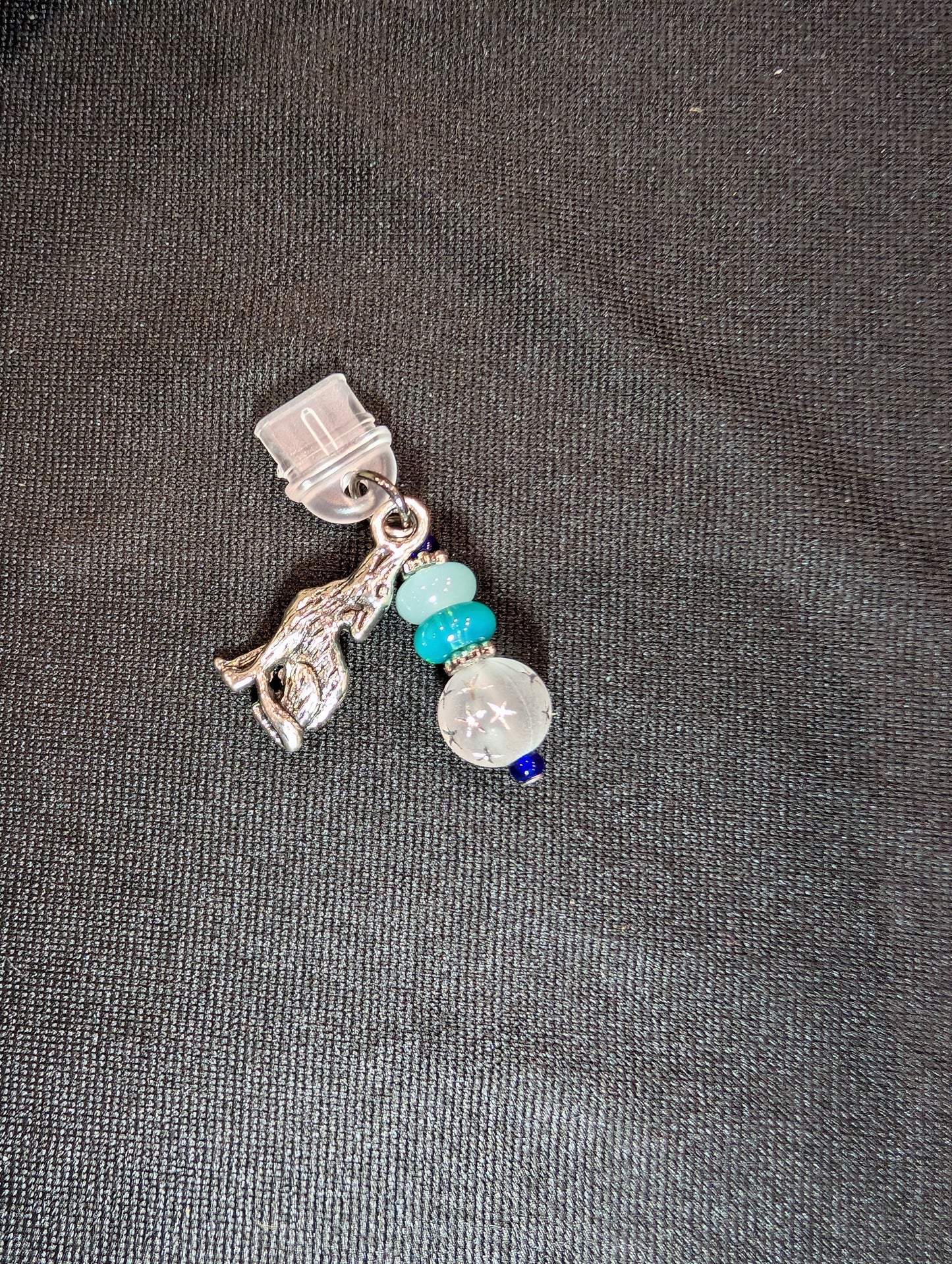 (Kindle) Dust Plug Charm