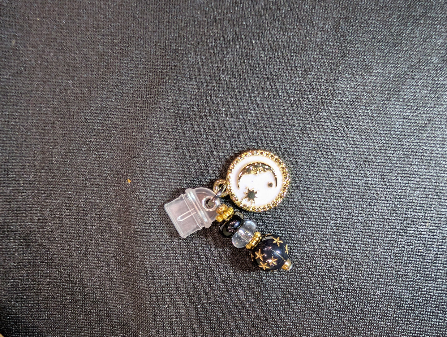 (Kindle) Dust Plug Charm