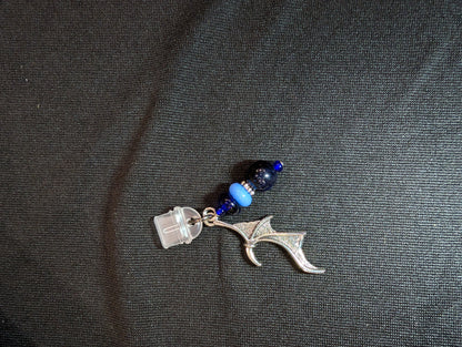 (Kindle) Dust Plug Charm